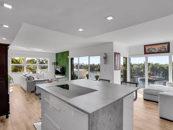 1839 Middle River Drive, Unit 303, Fort Lauderdale, FL 33305