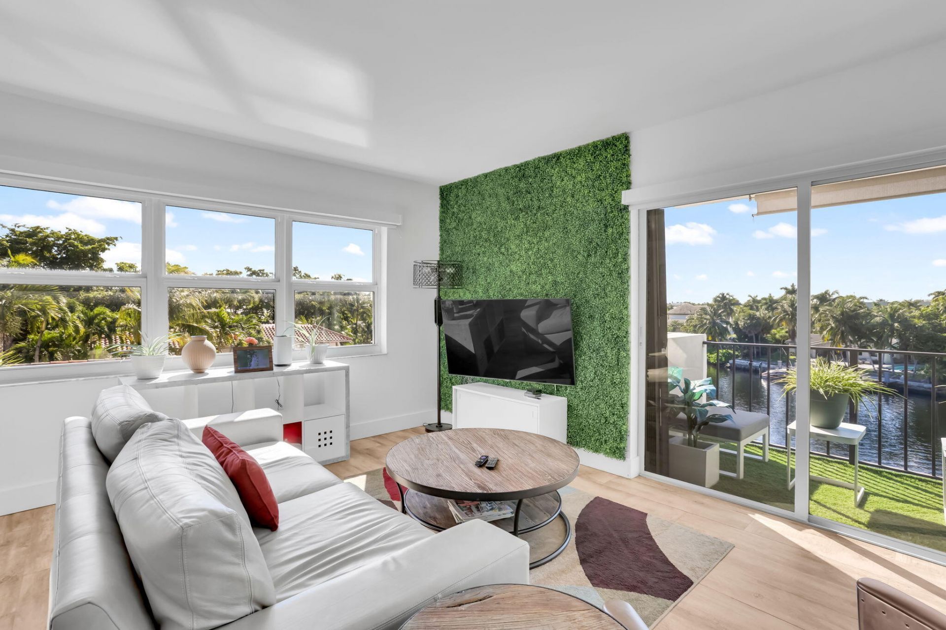 1839 Middle River Drive, Unit 303, Fort Lauderdale, FL 33305 Photo