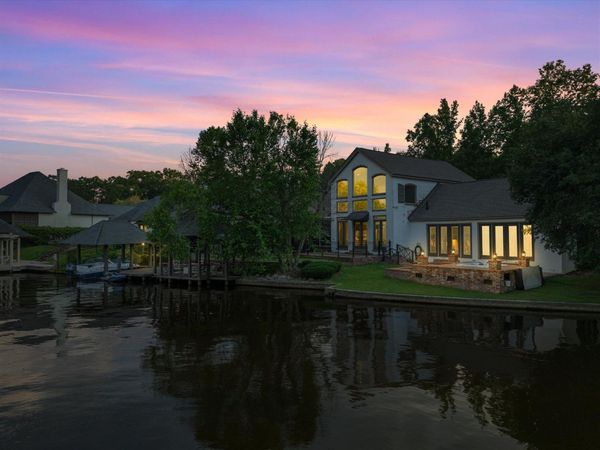 94 Canebrake Blvd., Hattiesburg, MS 39402