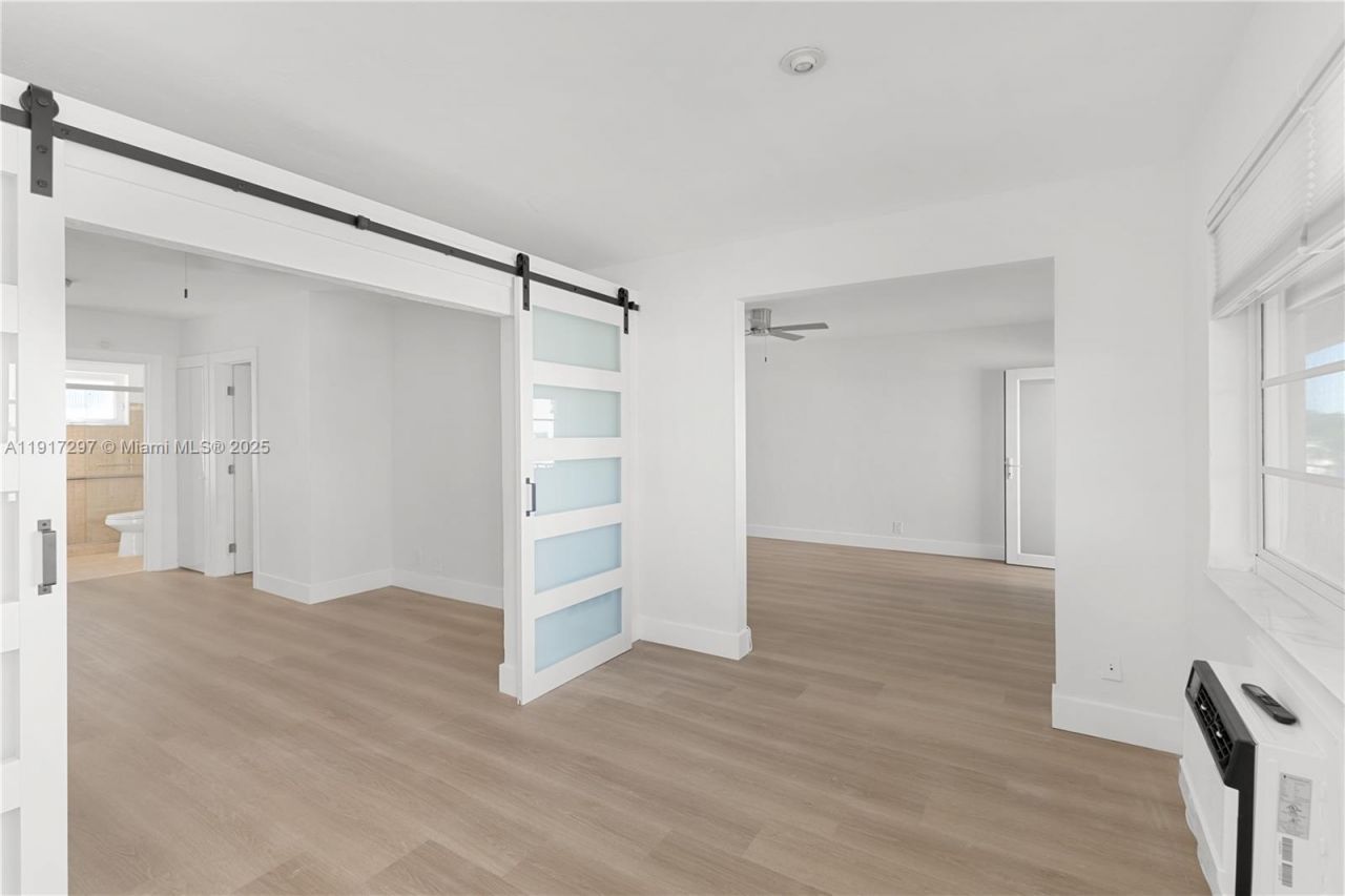 158 Ocean Dr, Unit 404/405, Miami Beach, FL 33139 Photo