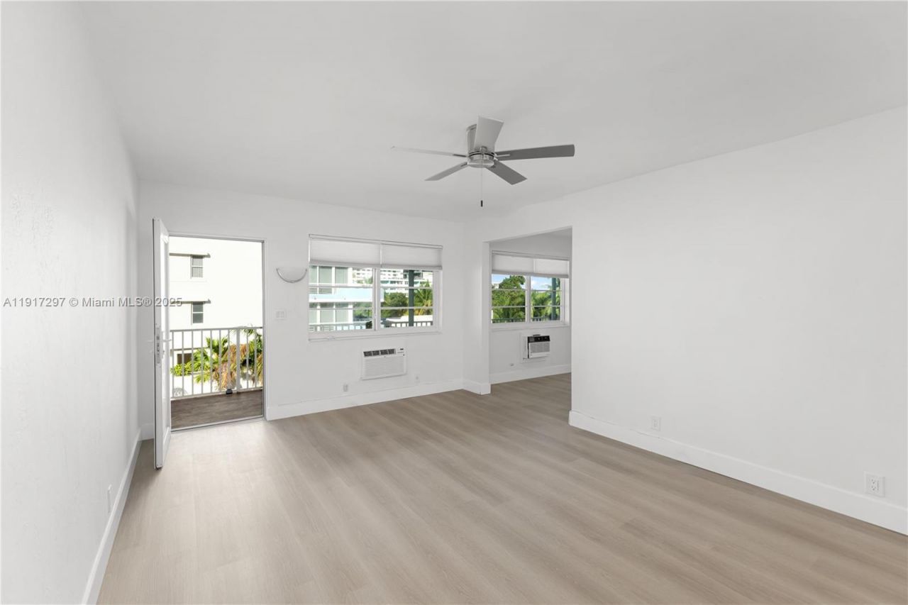 158 Ocean Dr, Unit 404/405, Miami Beach, FL 33139 Photo
