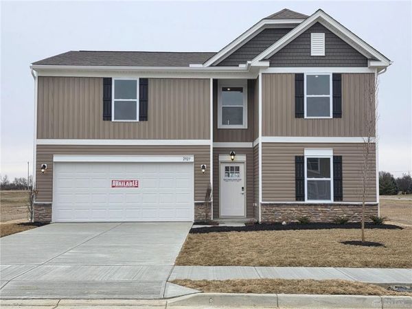 2927 Huntington Drive, Troy, OH 45373