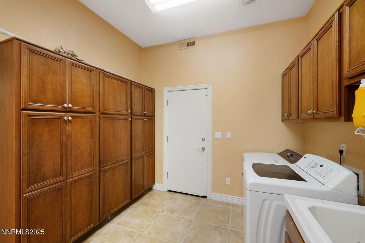 10050 Goler Wash Court, Reno, NV 89521 Photo