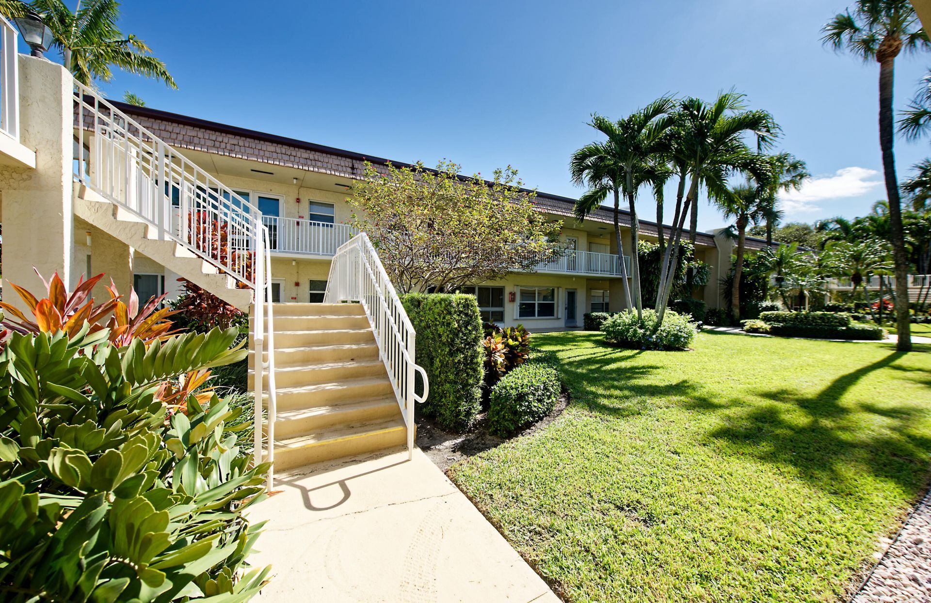 632 Snug Harbor Drive, Unit D15, Boynton Beach, FL 33435 Photo