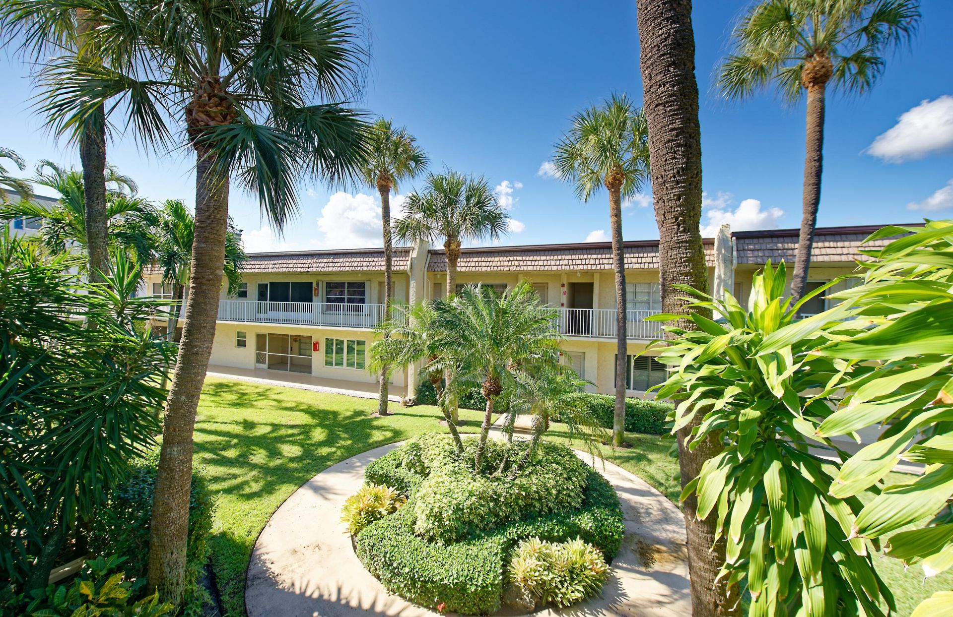 632 Snug Harbor Drive, Unit D15, Boynton Beach, FL 33435 Photo