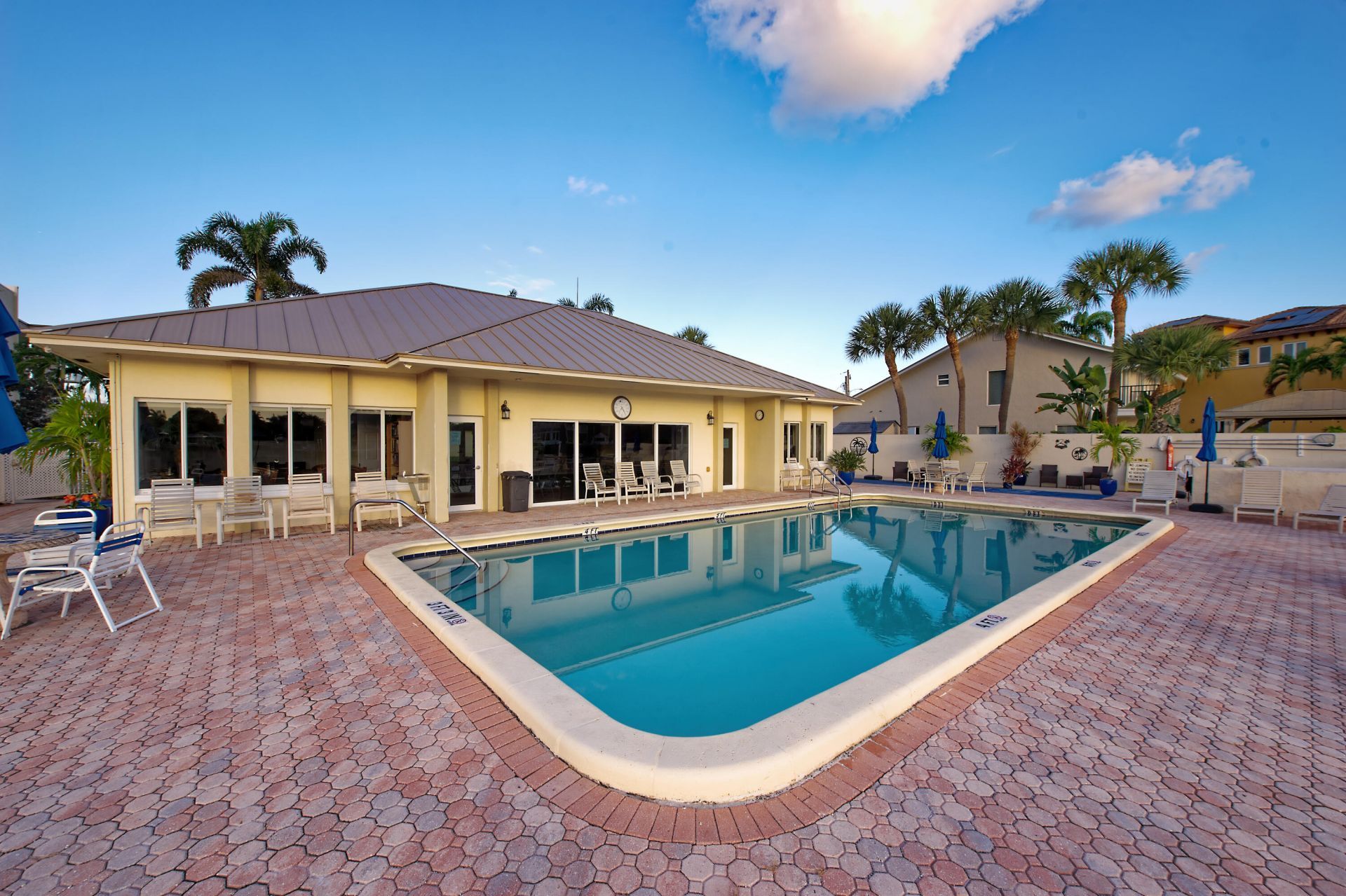 632 Snug Harbor Drive, Unit D15, Boynton Beach, FL 33435 Photo