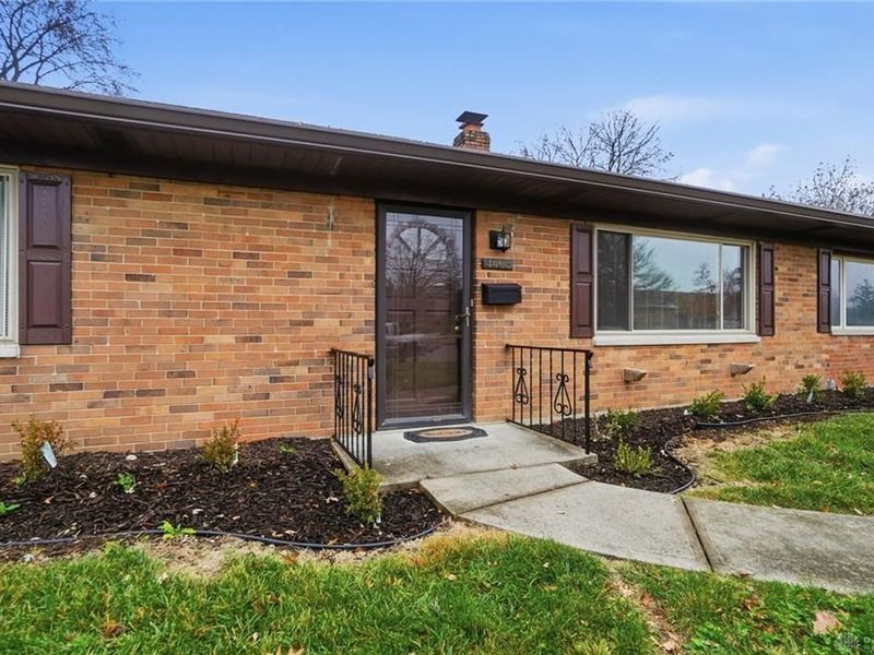 4008 Ackerman Boulevard, Kettering, OH 45429 Photo 5