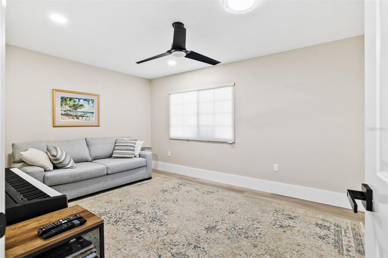 5631 Pipers Waite, Unit 12, Sarasota, FL 34235 Photo