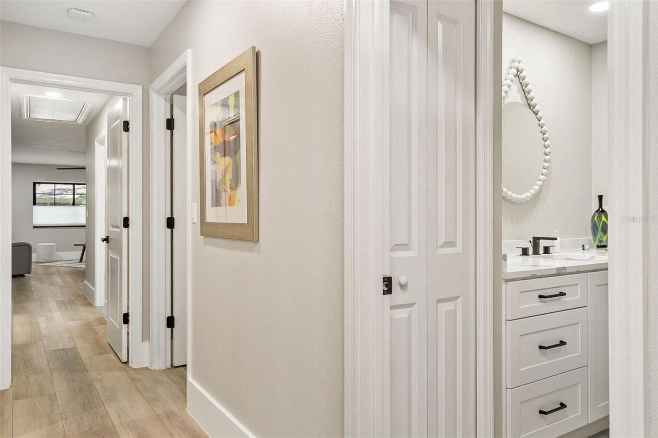 5631 Pipers Waite, Unit 12, Sarasota, FL 34235 Photo