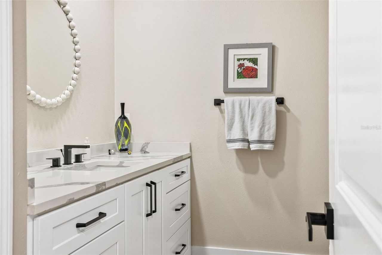 5631 Pipers Waite, Unit 12, Sarasota, FL 34235 Photo