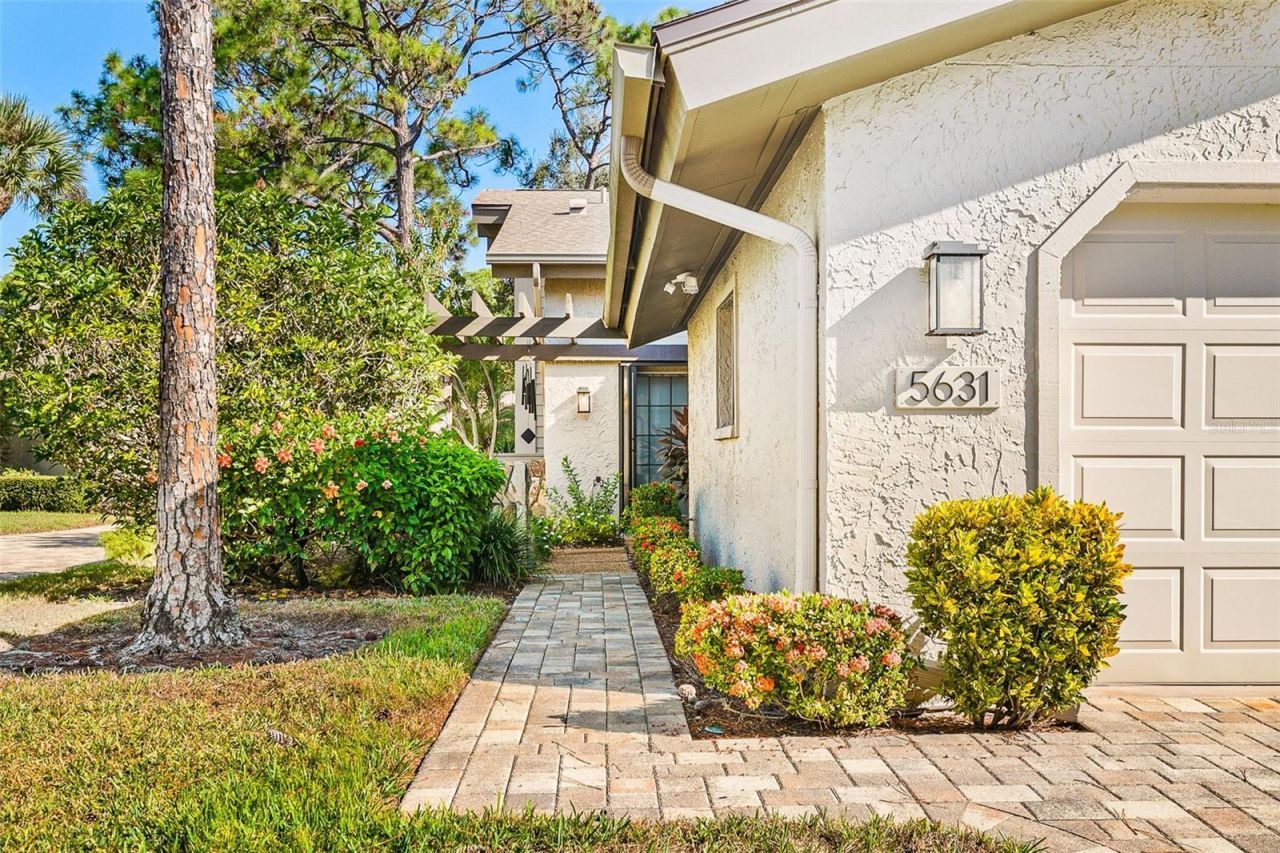 5631 Pipers Waite, Unit 12, Sarasota, FL 34235 Photo