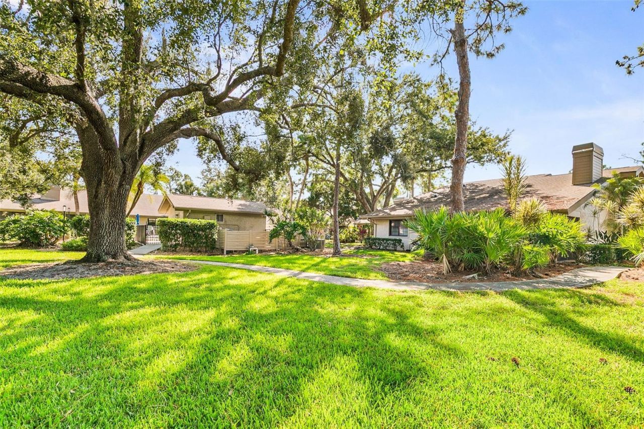 5631 Pipers Waite, Unit 12, Sarasota, FL 34235 Photo