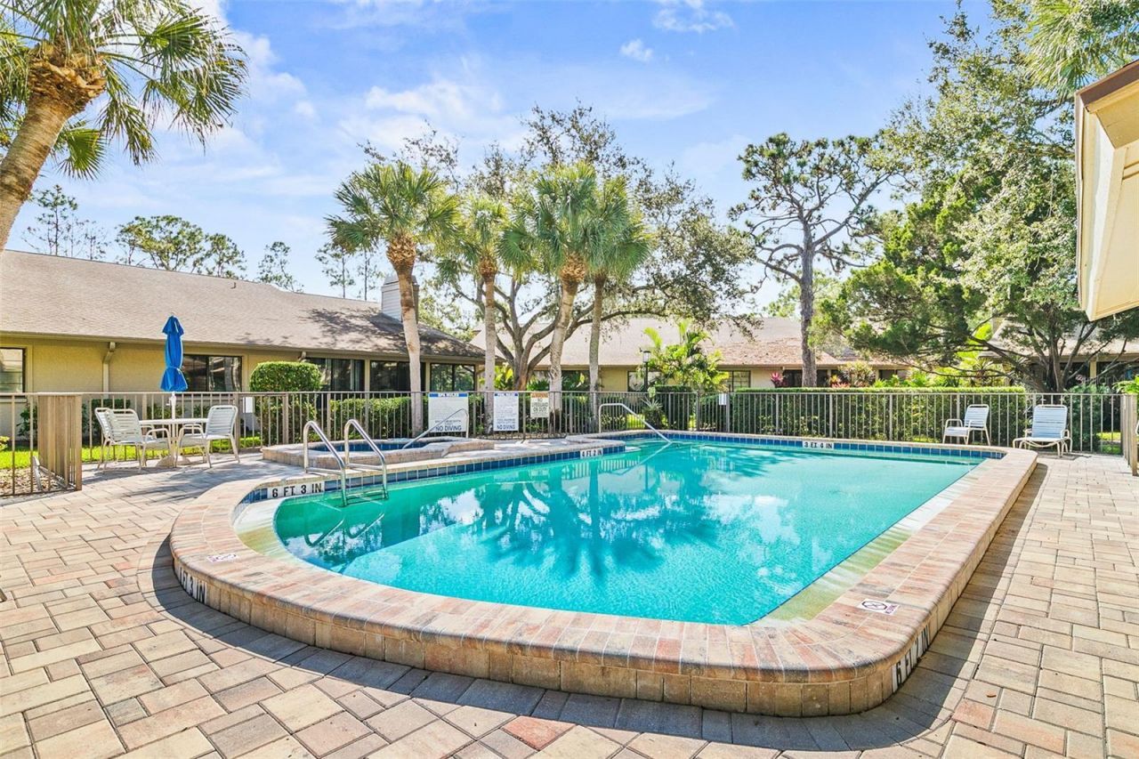 5631 Pipers Waite, Unit 12, Sarasota, FL 34235 Photo