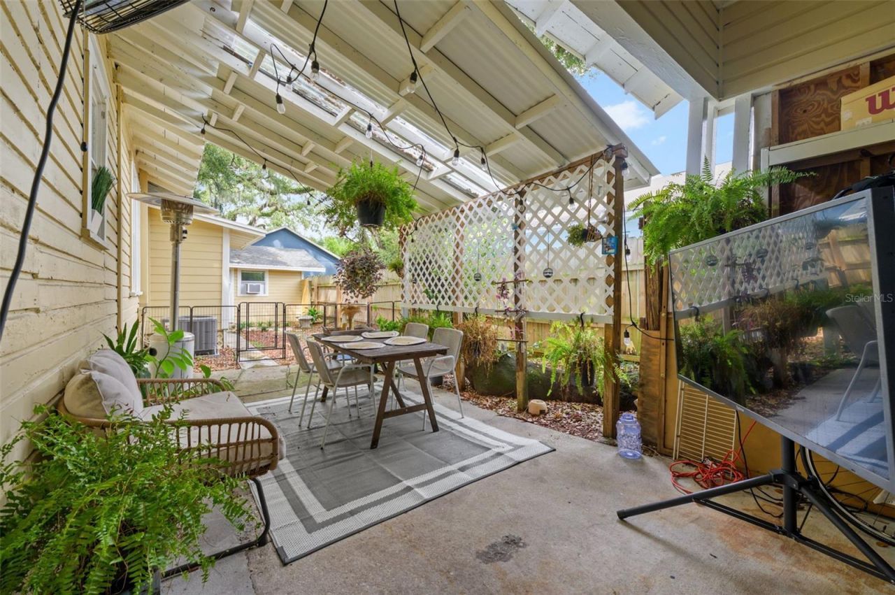 1304 E 32nd Avenue, Tampa, FL 33603 Photo