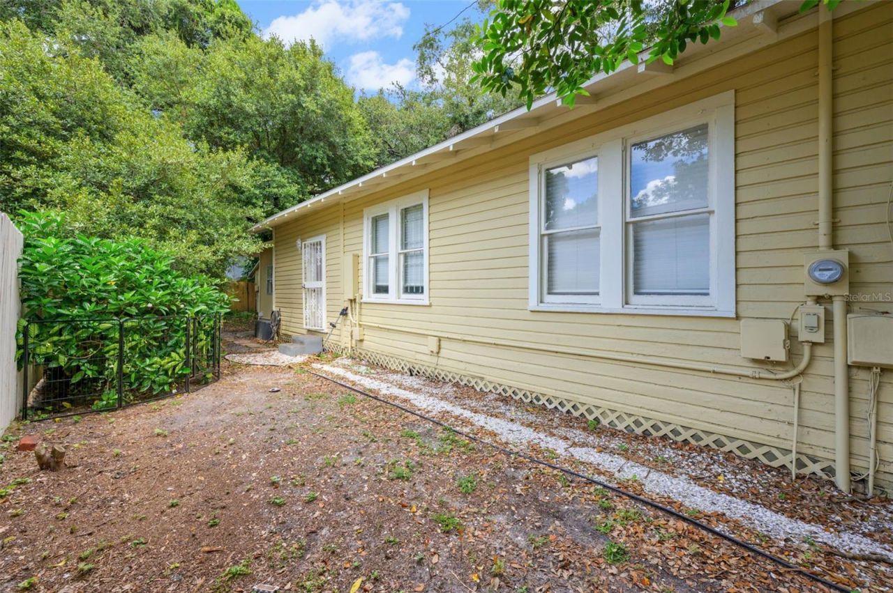 1304 E 32nd Avenue, Tampa, FL 33603 Photo