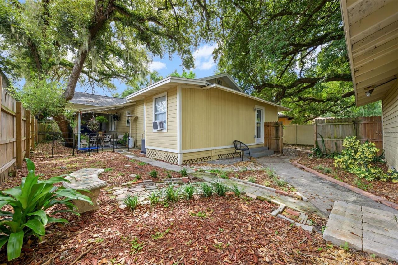 1304 E 32nd Avenue, Tampa, FL 33603 Photo
