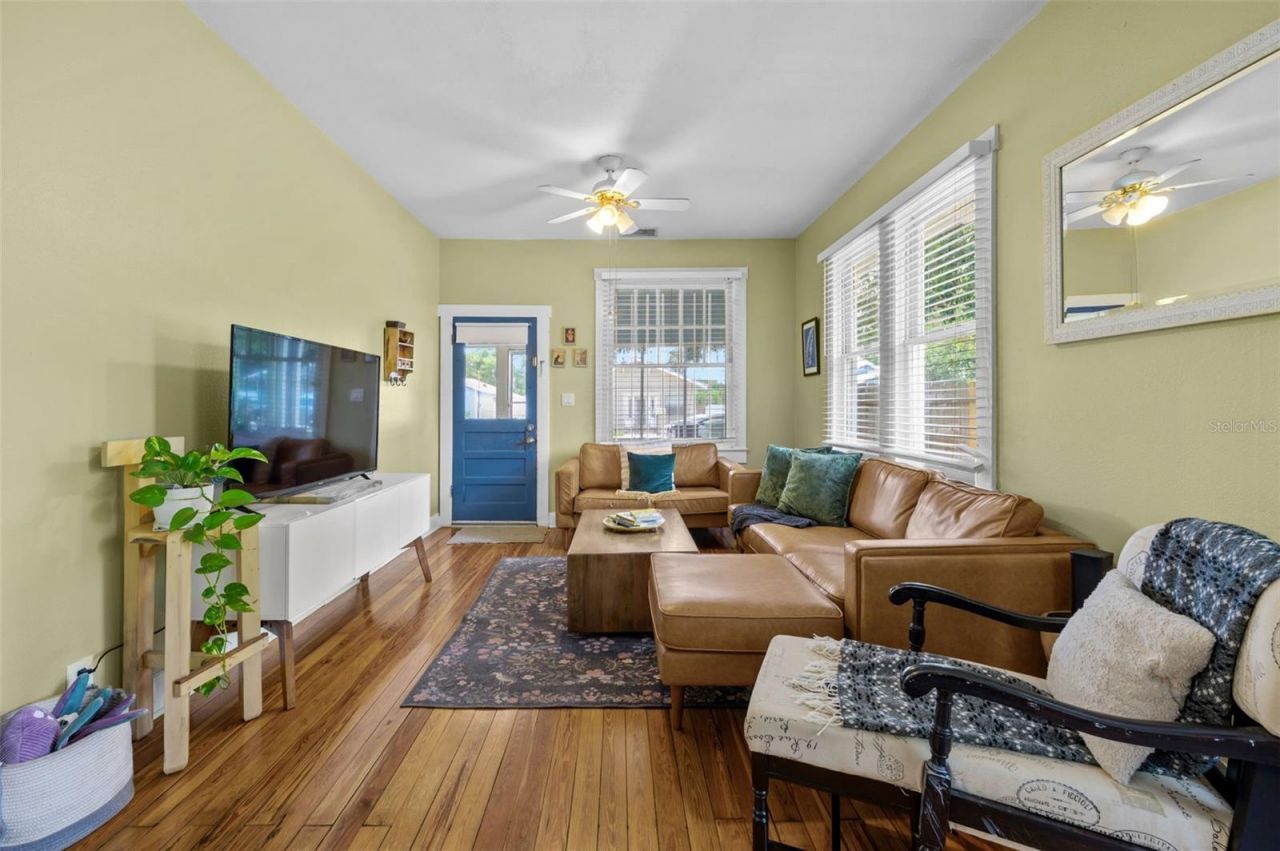 1304 E 32nd Avenue, Tampa, FL 33603 Photo