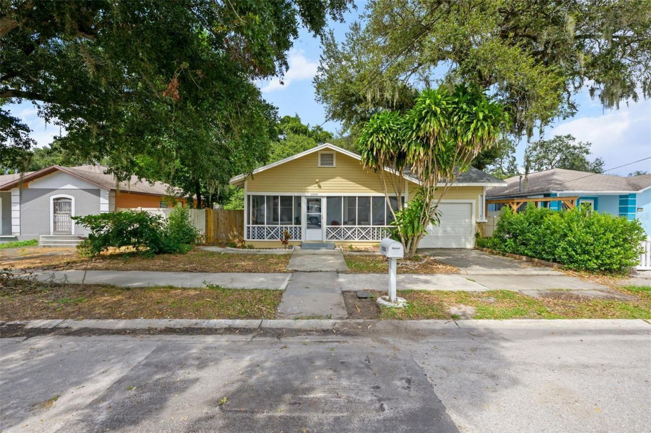 1304 E 32nd Avenue, Tampa, FL 33603 Photo