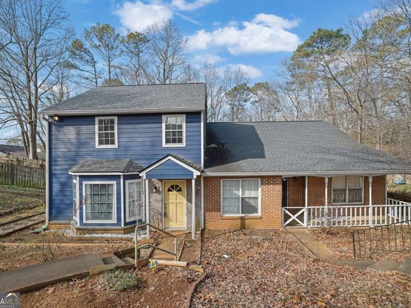 5073 Farm Valley Drive NE, Woodstock, GA 30188