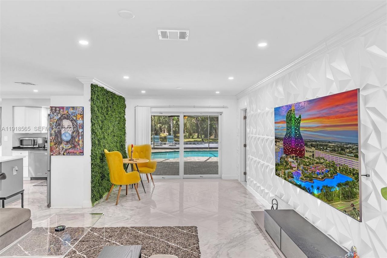 2191 SW 27th Ln, Fort Lauderdale, FL 33312 Photo