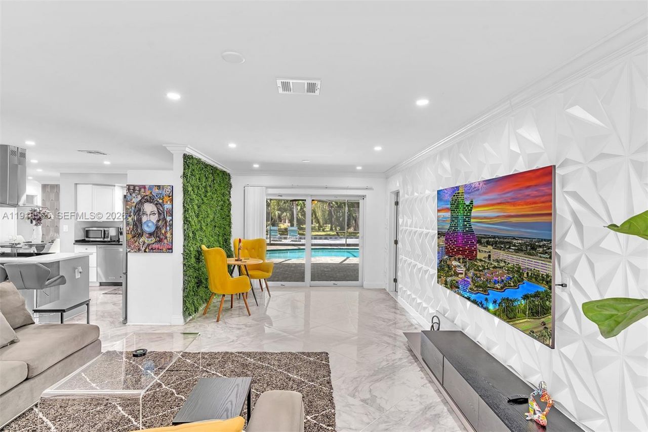 2191 SW 27th Ln, Fort Lauderdale, FL 33312 Photo