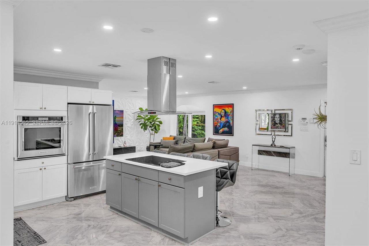 2191 SW 27th Ln, Fort Lauderdale, FL 33312 Photo