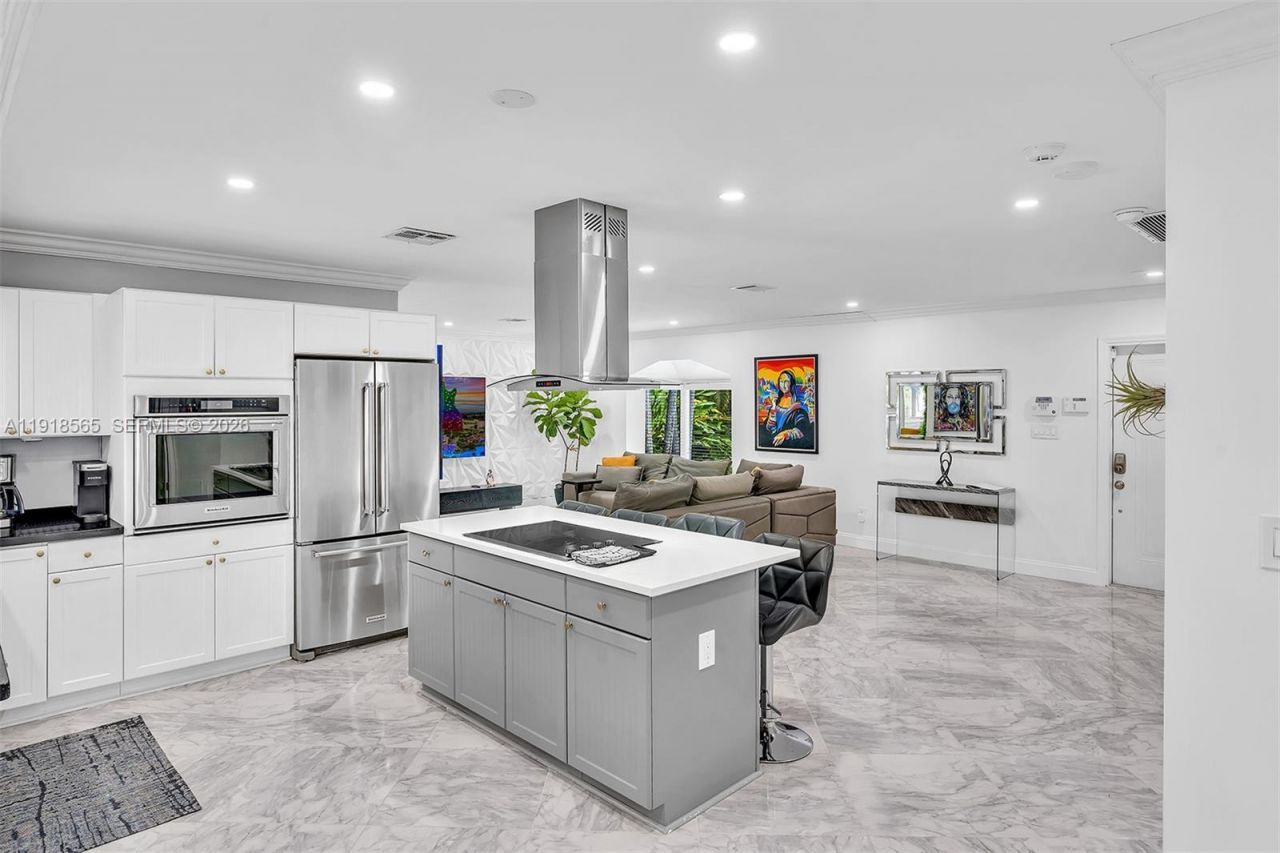 2191 SW 27th Ln, Fort Lauderdale, FL 33312 Photo