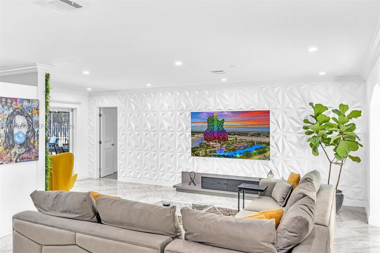 2191 SW 27th Ln, Fort Lauderdale, FL 33312 Photo