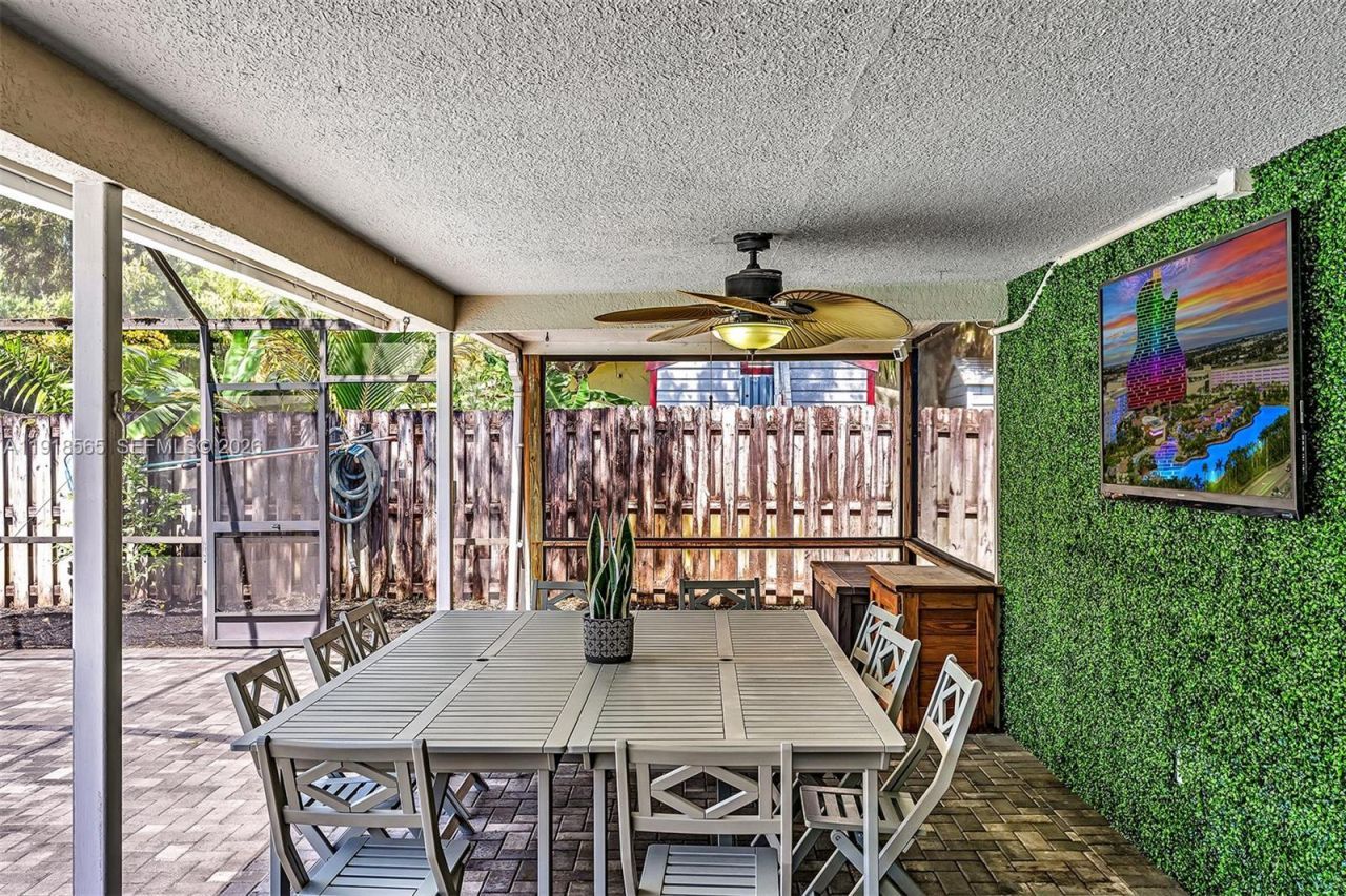 2191 SW 27th Ln, Fort Lauderdale, FL 33312 Photo