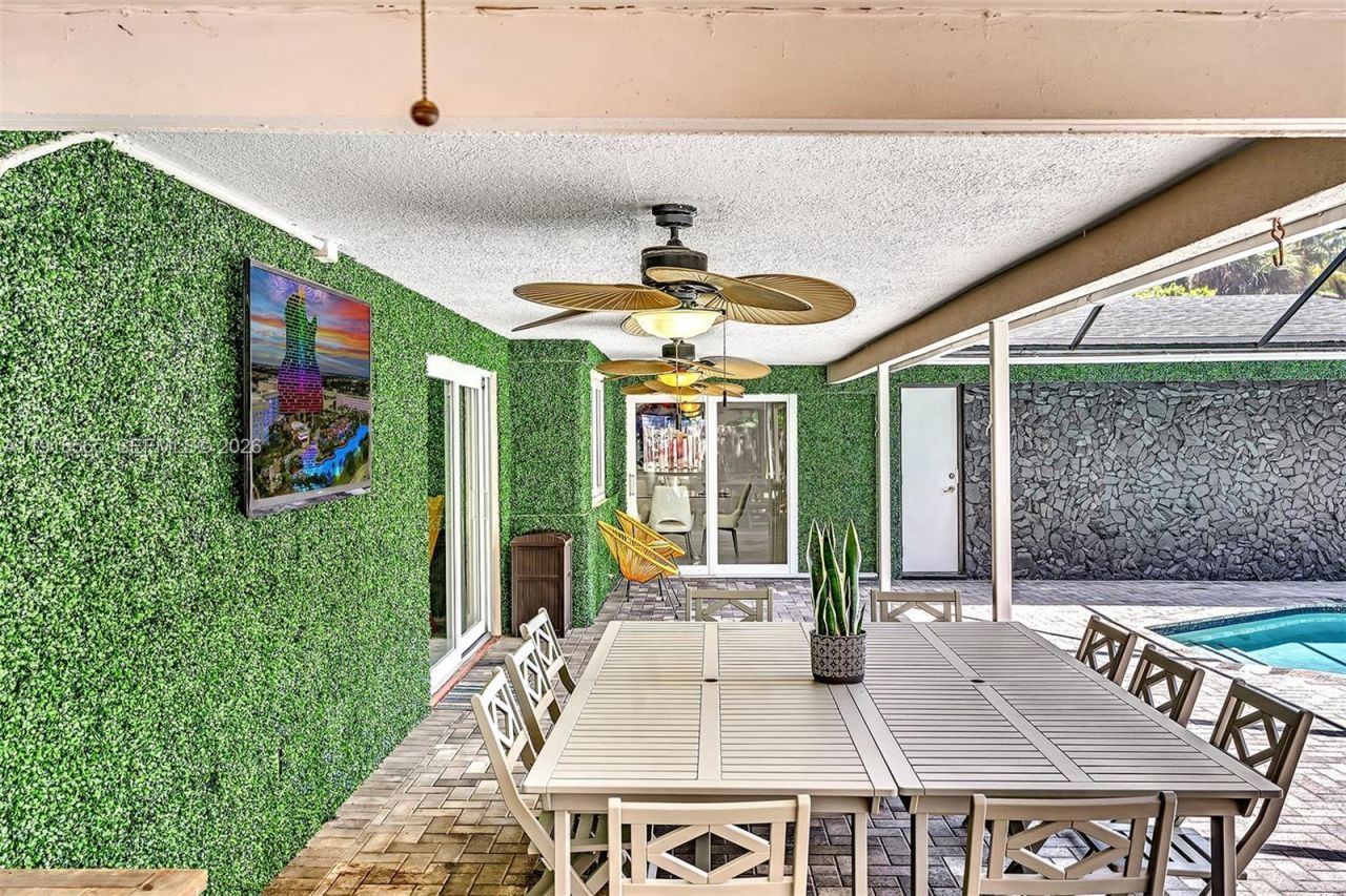 2191 SW 27th Ln, Fort Lauderdale, FL 33312 Photo