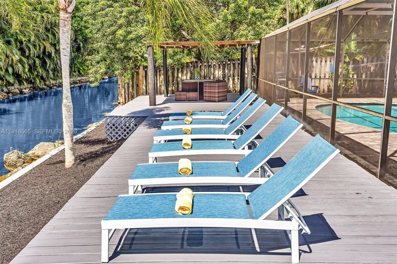 2191 SW 27th Ln, Fort Lauderdale, FL 33312 Photo