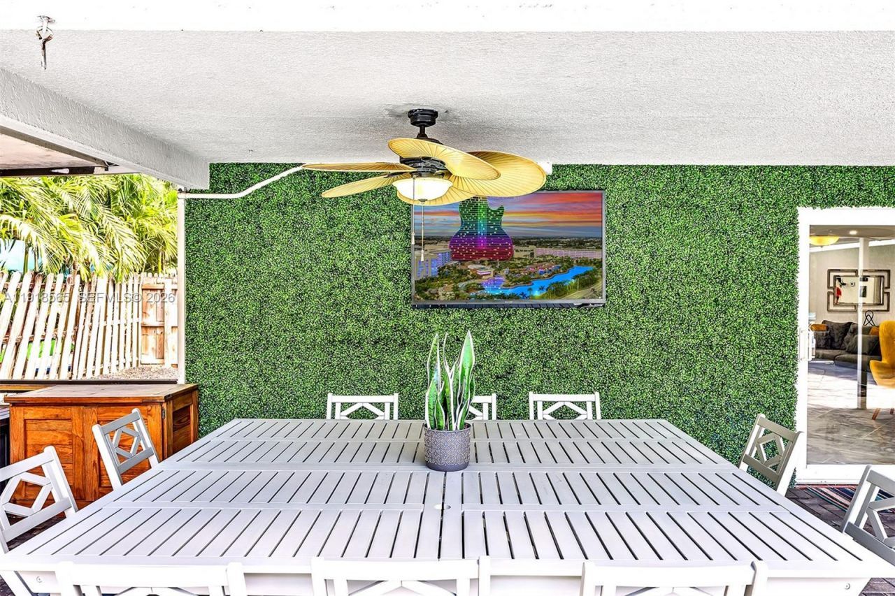 2191 SW 27th Ln, Fort Lauderdale, FL 33312 Photo