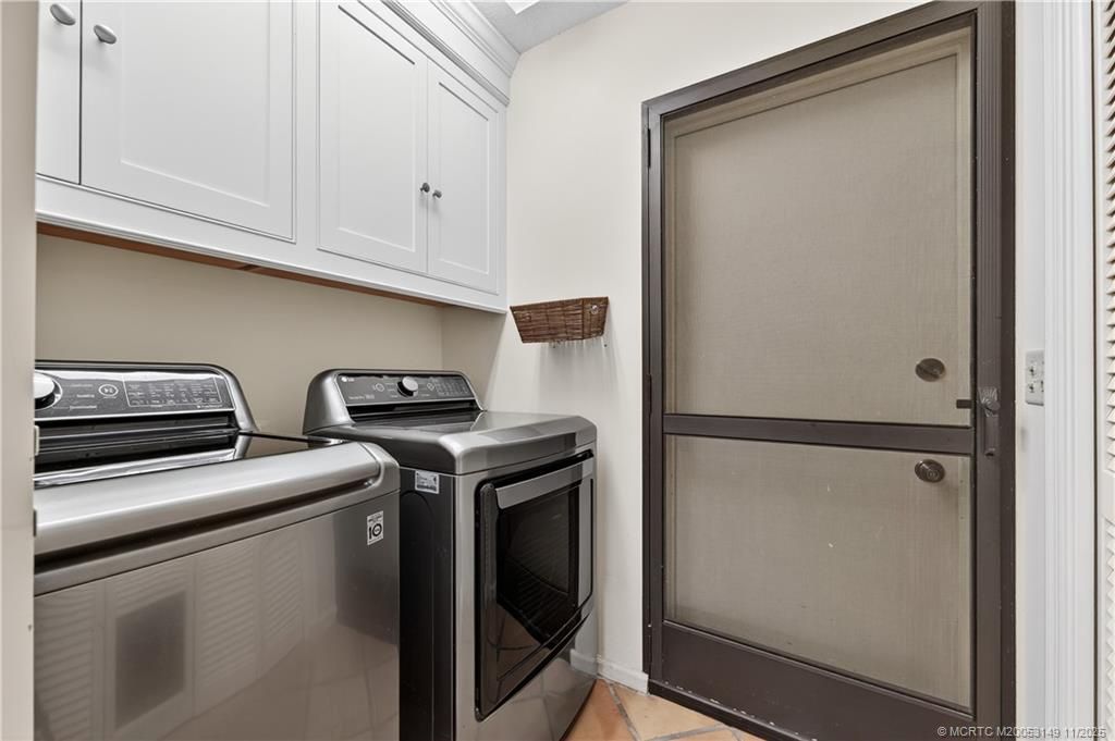 2115 NW Greenbriar Lane, Palm City, FL 34990 Photo