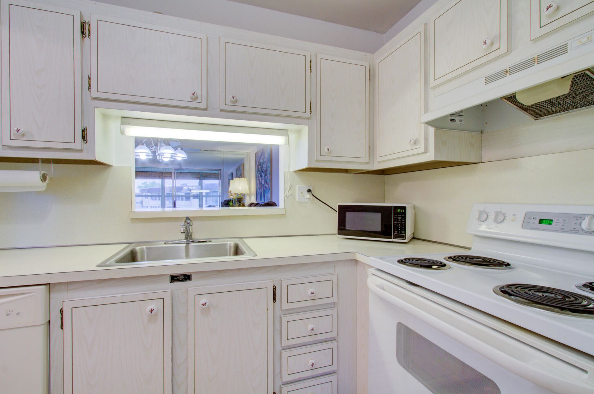 3500 NW 48th, Unit 615, Lauderdale Lakes, FL 33319 Photo