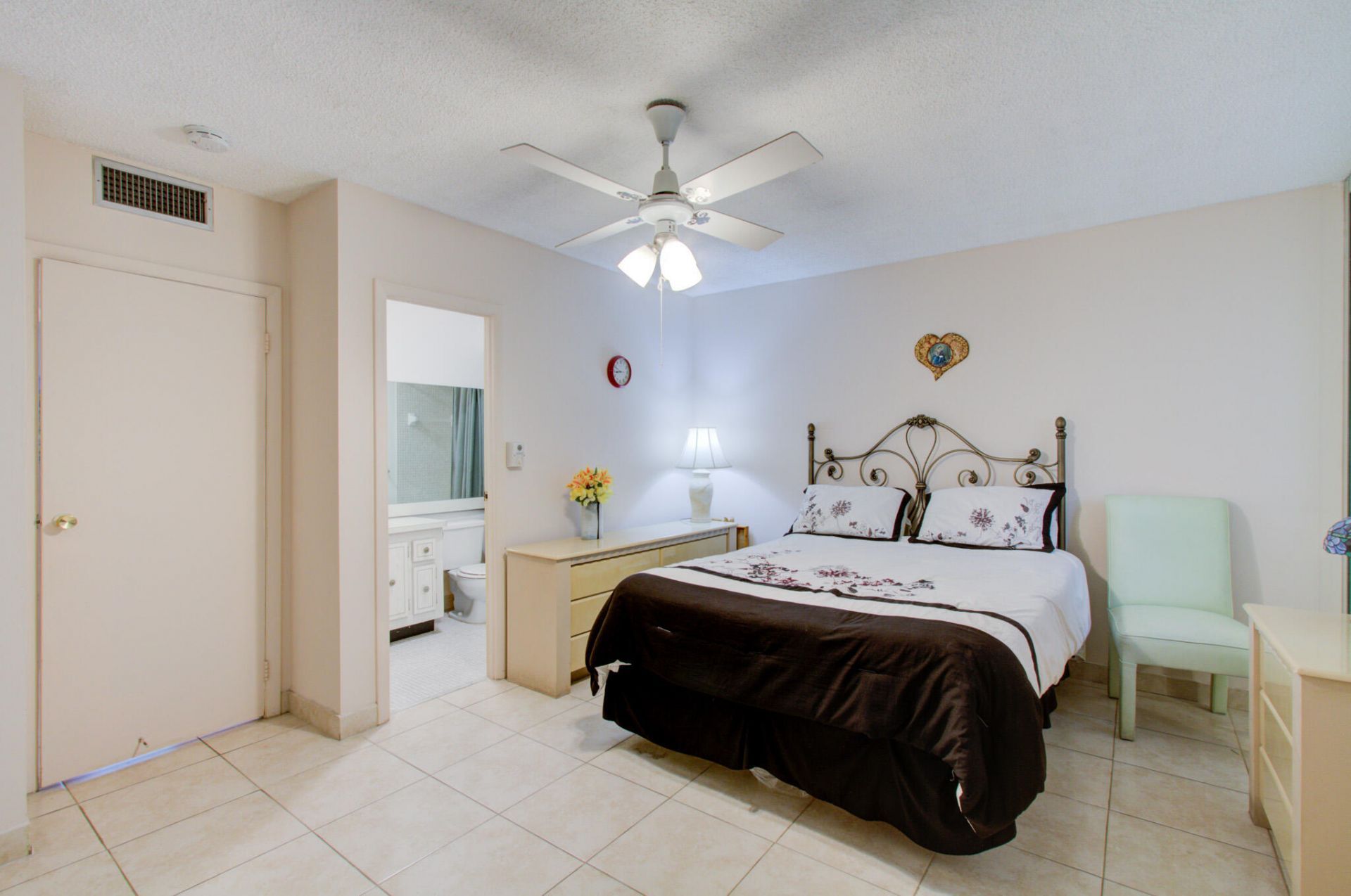 3500 NW 48th, Unit 615, Lauderdale Lakes, FL 33319 Photo