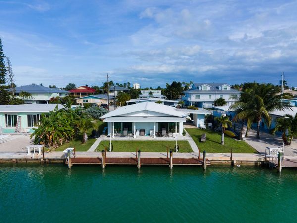 271 9th Street, KEY COLONY, FL 33051