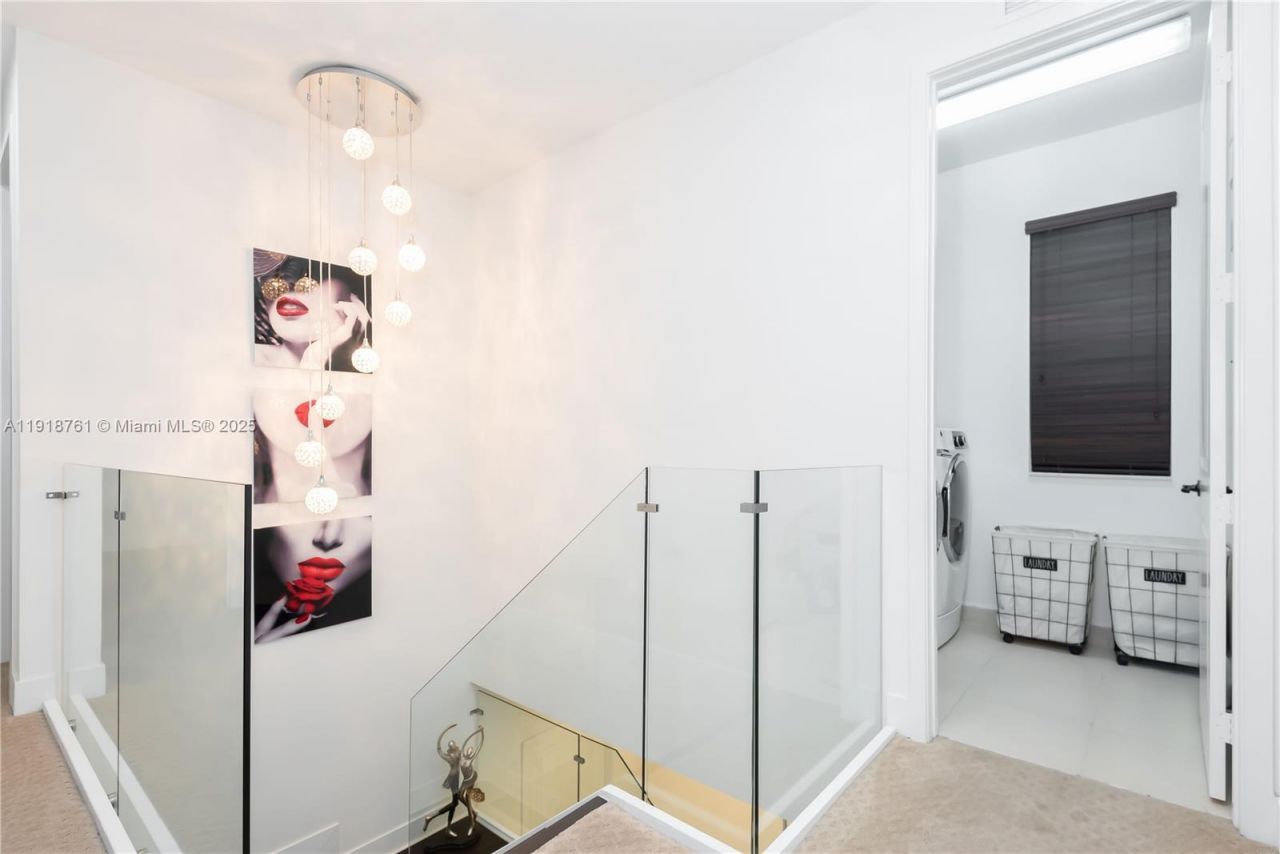 9735 W 34th Ct, Unit 9735, Hialeah, FL 33018 Photo