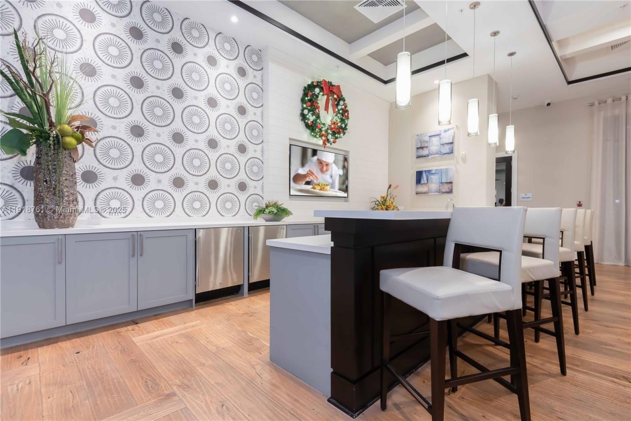 9735 W 34th Ct, Unit 9735, Hialeah, FL 33018 Photo