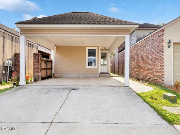 335 Chimney Rock Boulevard, Lafayette, LA 70508