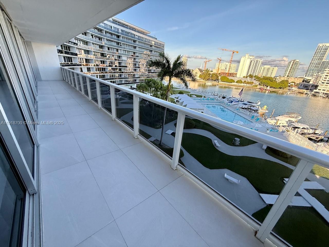 900 Bay Dr, Unit 524, Miami Beach, FL 33141 Photo