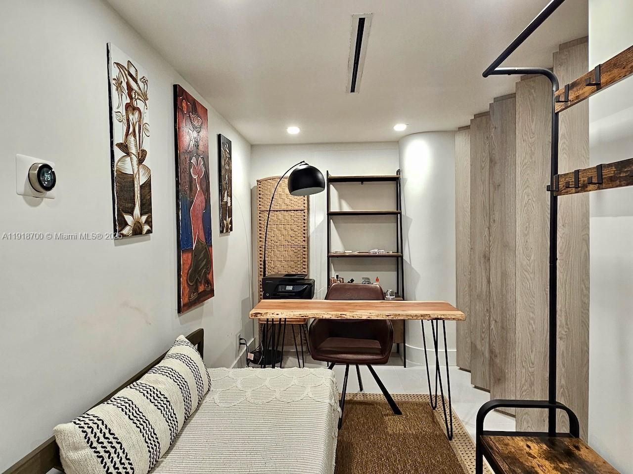 900 Bay Dr, Unit 524, Miami Beach, FL 33141 Photo