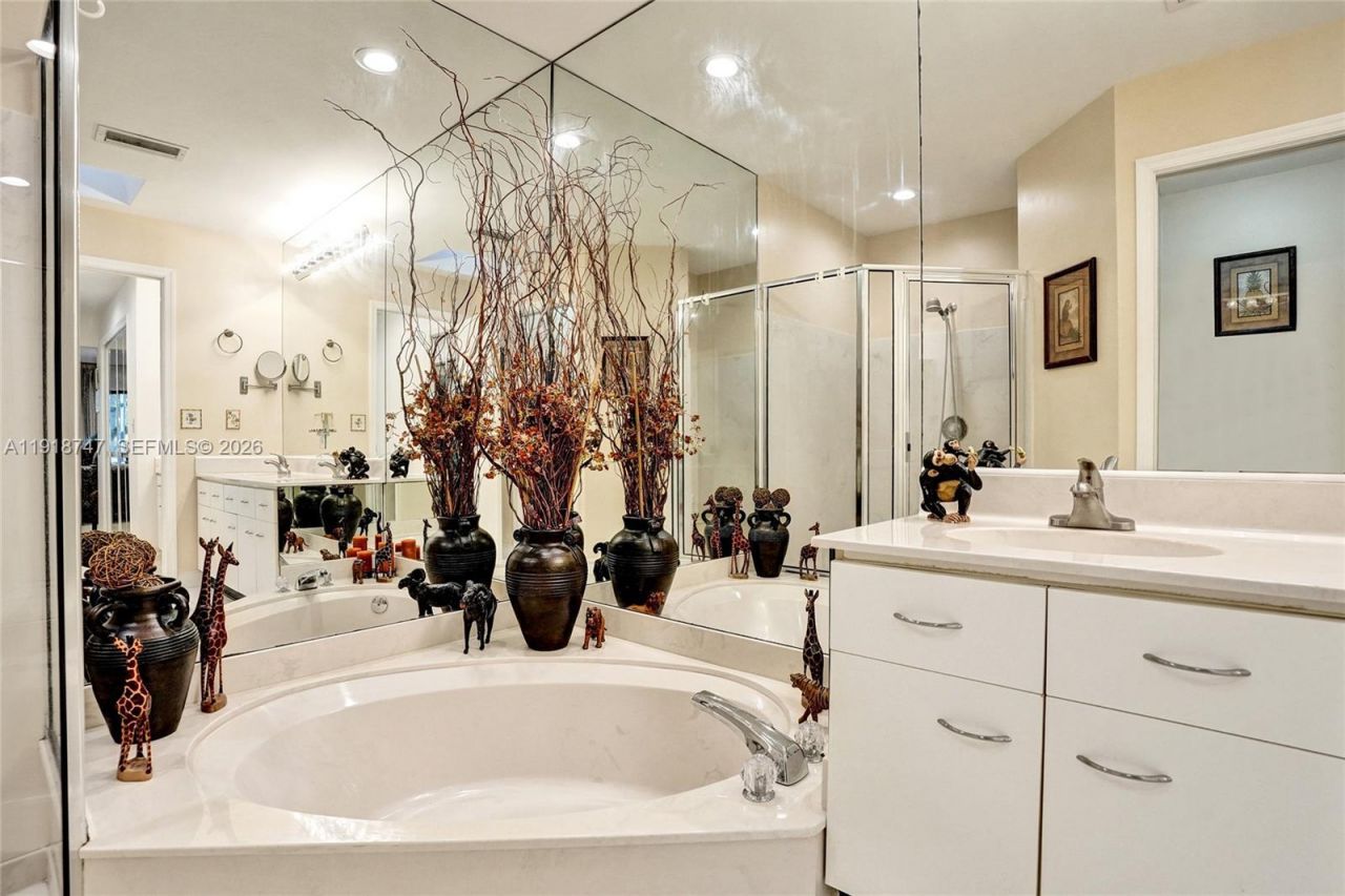 1140 Sand Drift Way, Unit B, West Palm Beach, FL 33411 Photo
