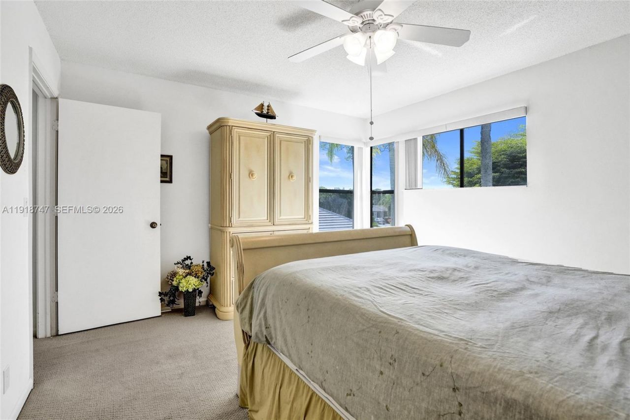 1140 Sand Drift Way, Unit B, West Palm Beach, FL 33411 Photo