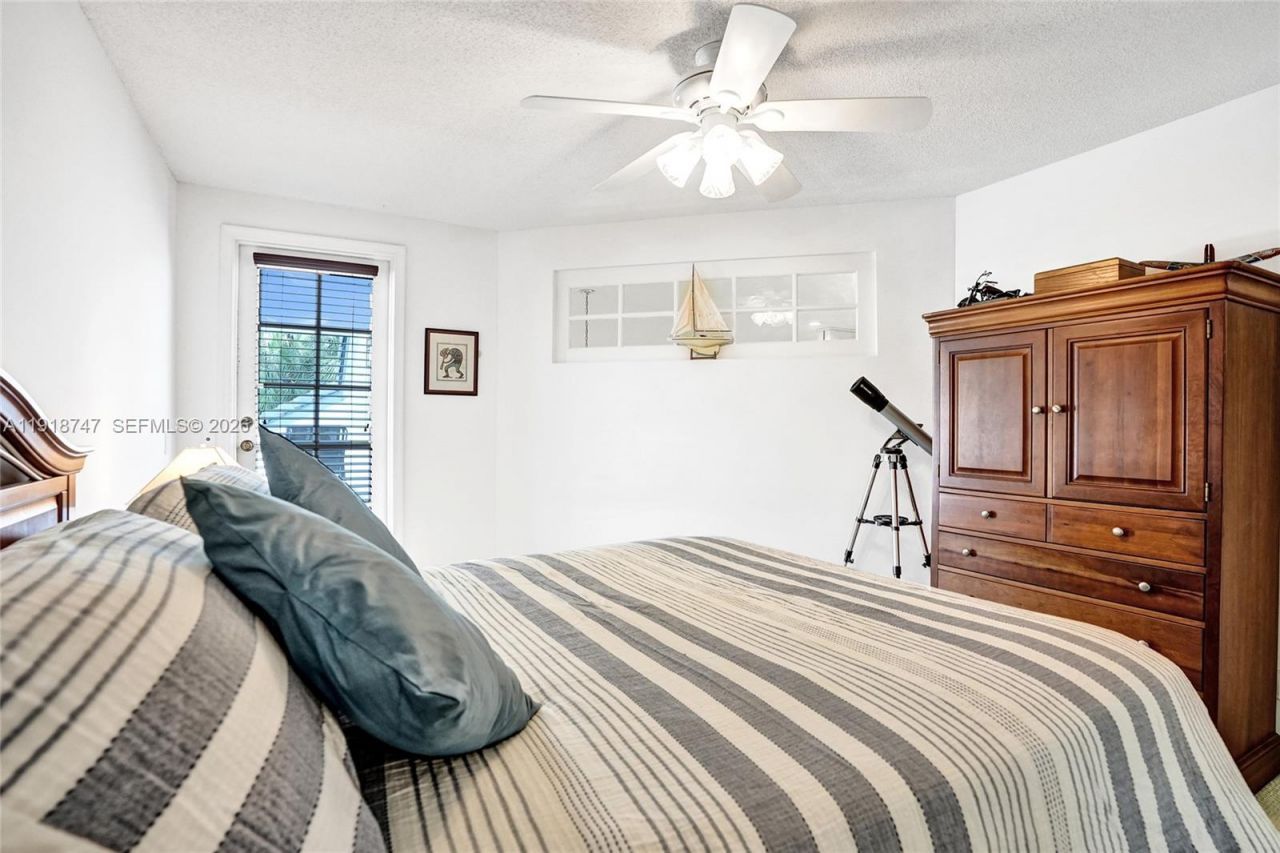 1140 Sand Drift Way, Unit B, West Palm Beach, FL 33411 Photo
