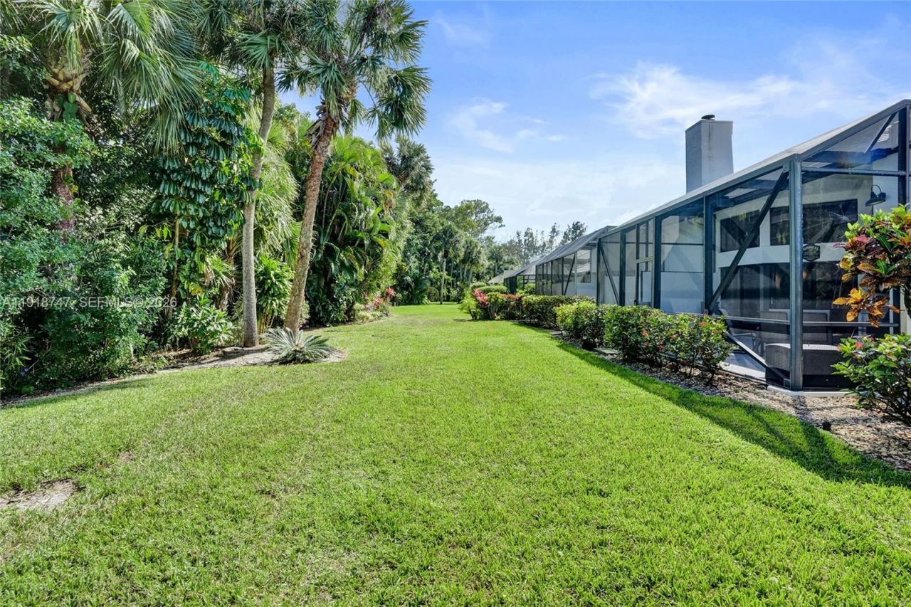 1140 Sand Drift Way, Unit B, West Palm Beach, FL 33411 Photo