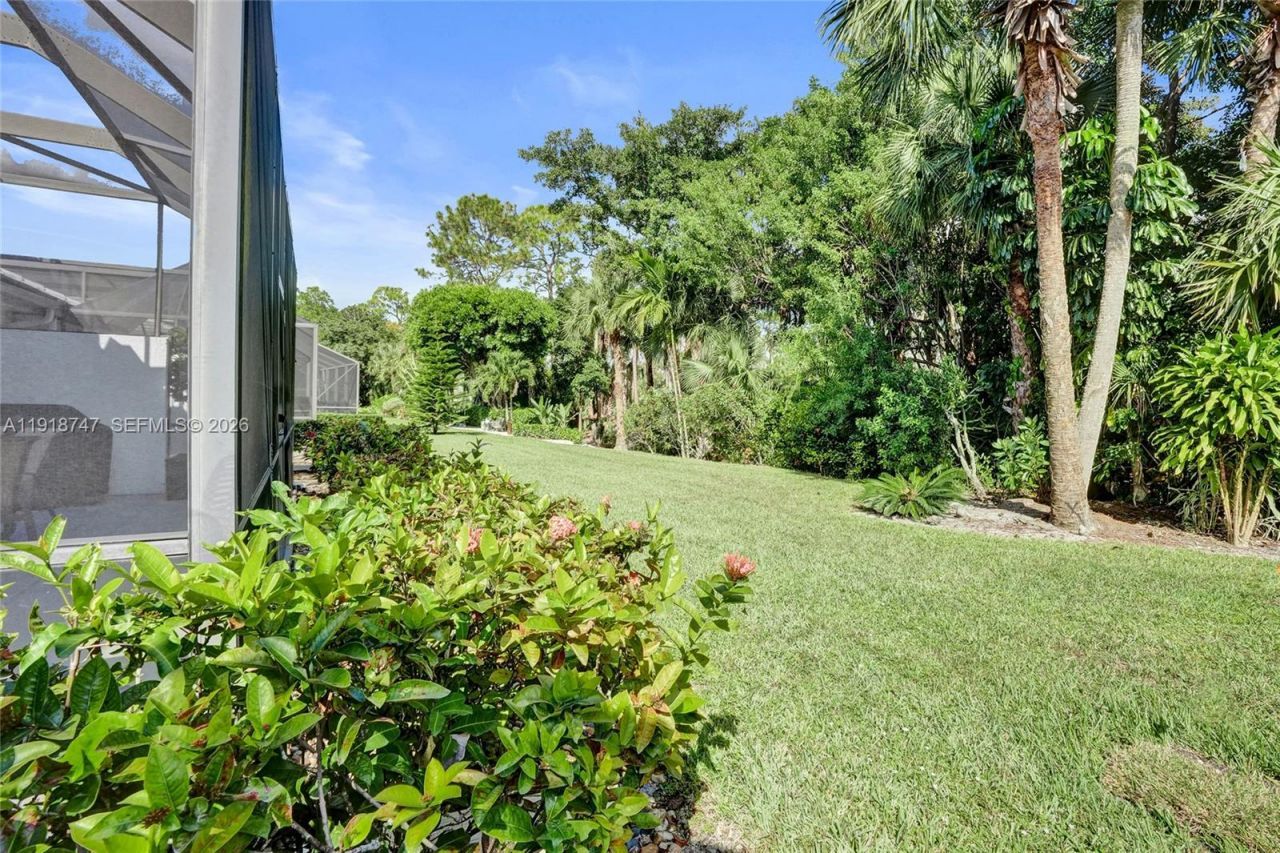 1140 Sand Drift Way, Unit B, West Palm Beach, FL 33411 Photo