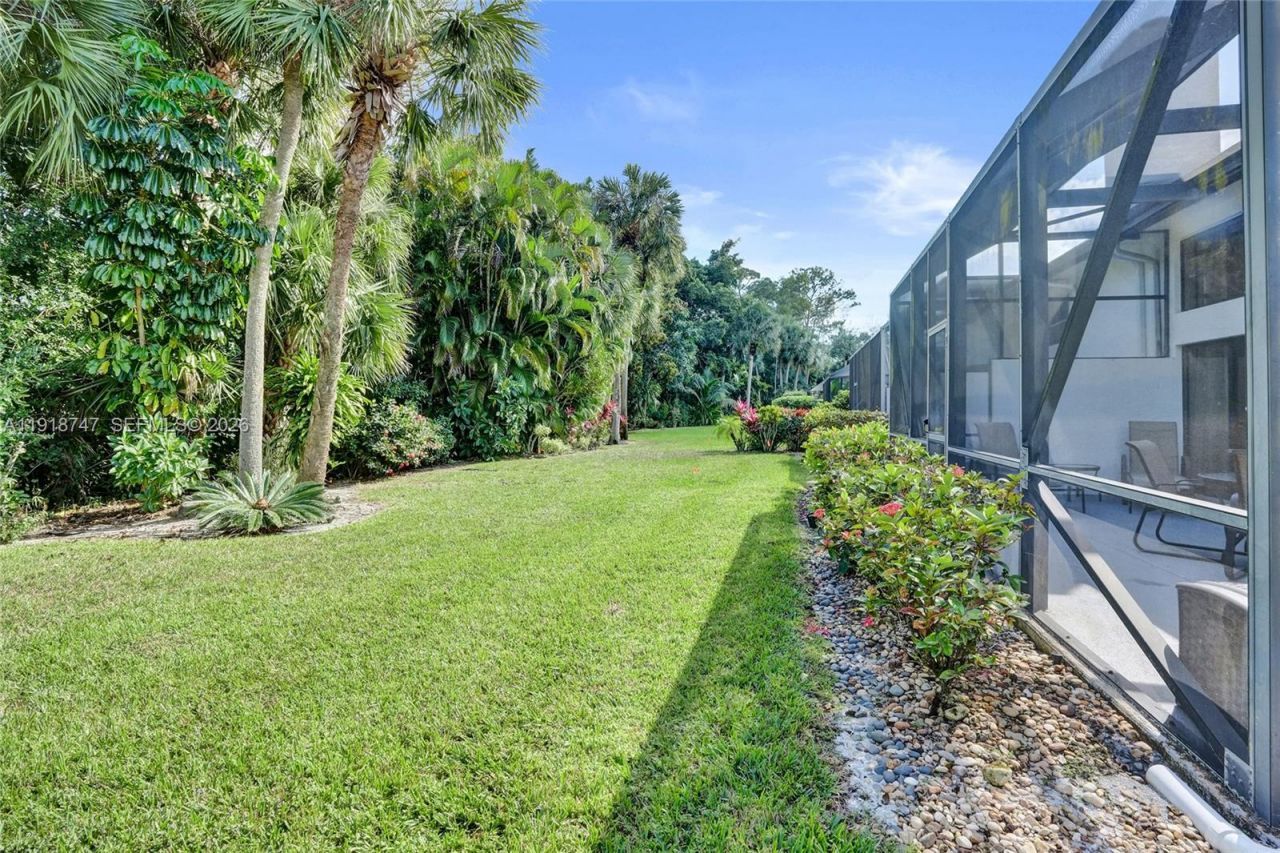 1140 Sand Drift Way, Unit B, West Palm Beach, FL 33411 Photo