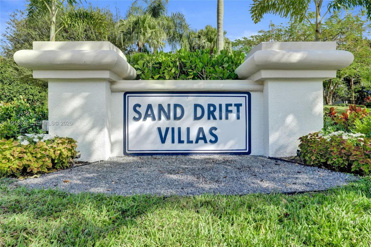 1140 Sand Drift Way, Unit B, West Palm Beach, FL 33411 Photo
