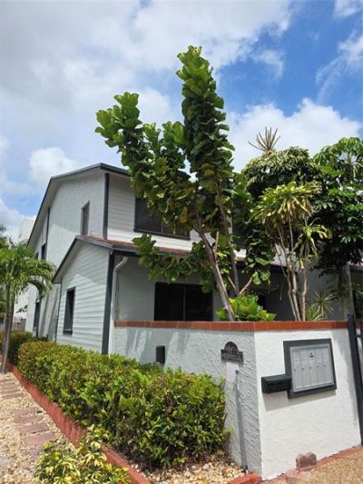 817 SE 12th Ct, Unit 1, Fort Lauderdale, FL 33316 Photo