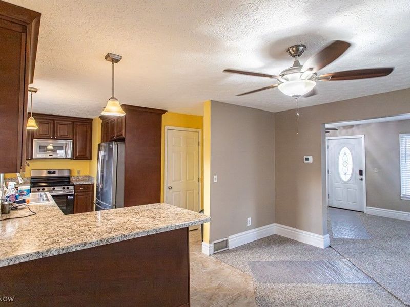 344 Arlington Boulevard, Newton Falls, OH 44444 Photo 12